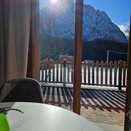 Apartment Dolomiti Borgo Ecche *