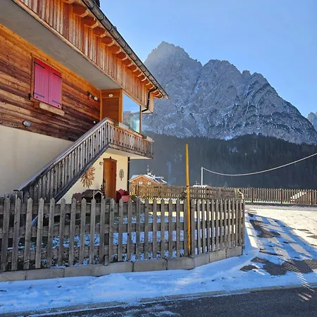 Dolomiti Borgo Ecche Apartment